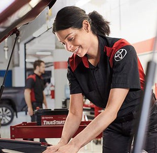 Service Center | DELLA Toyota of Plattsburgh in Plattsburgh NY