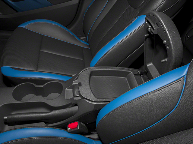 2013 Hyundai Veloster Turbo w/Black Int
