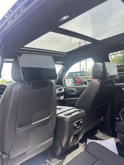 2023 Chevrolet Suburban High Country