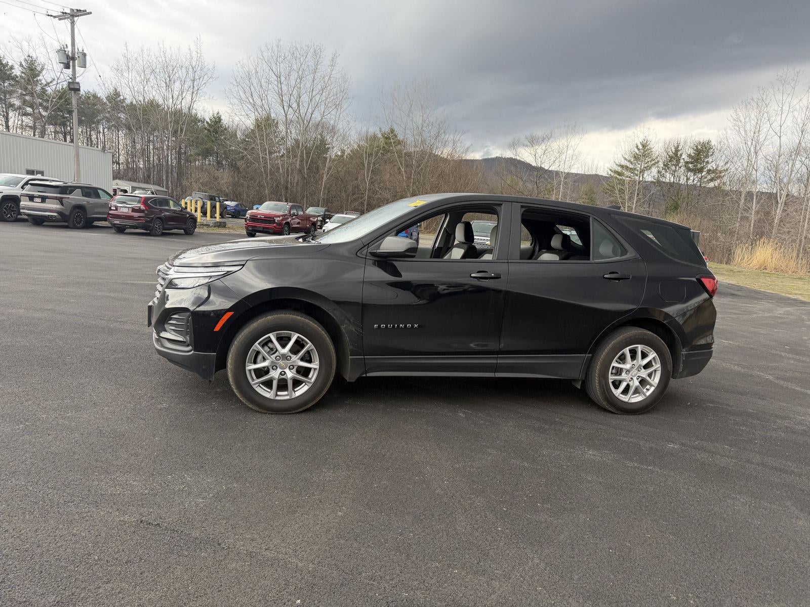 2022 Chevrolet Equinox LS