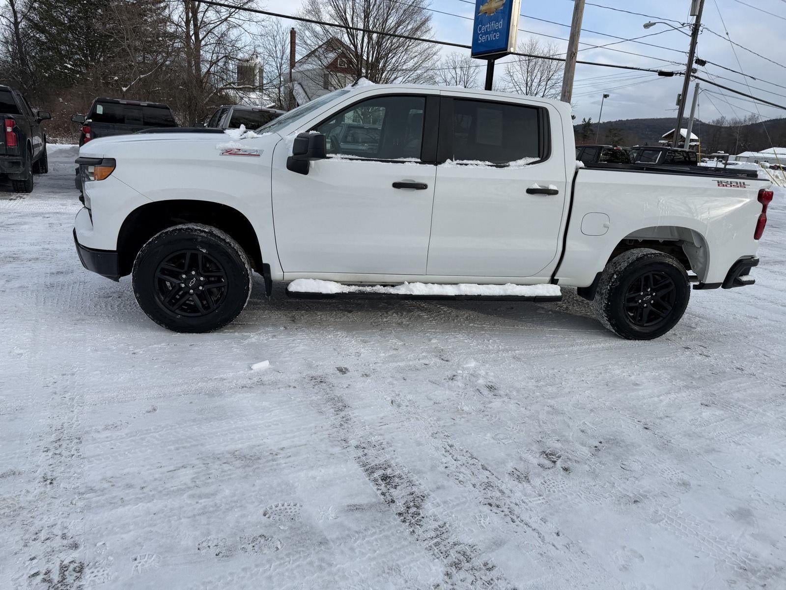 2023 Chevrolet Silverado 1500 Custom Trail Boss