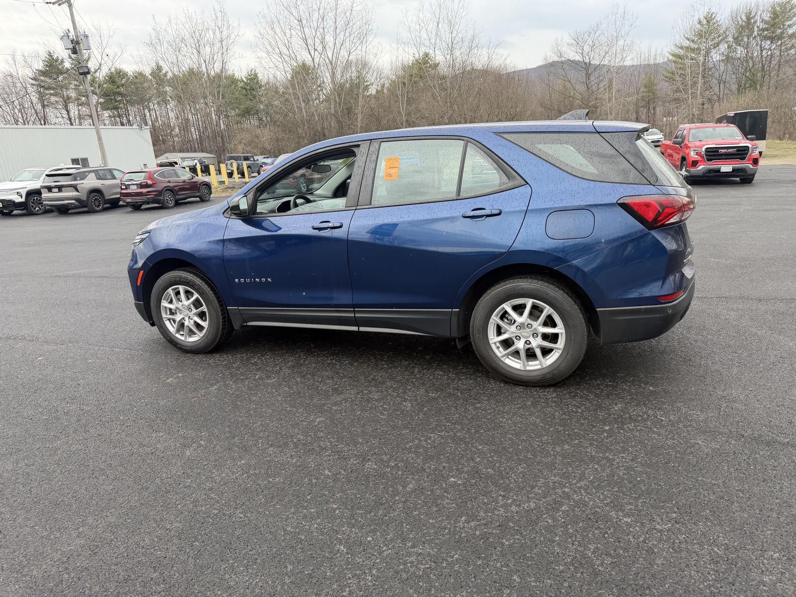 2022 Chevrolet Equinox LS