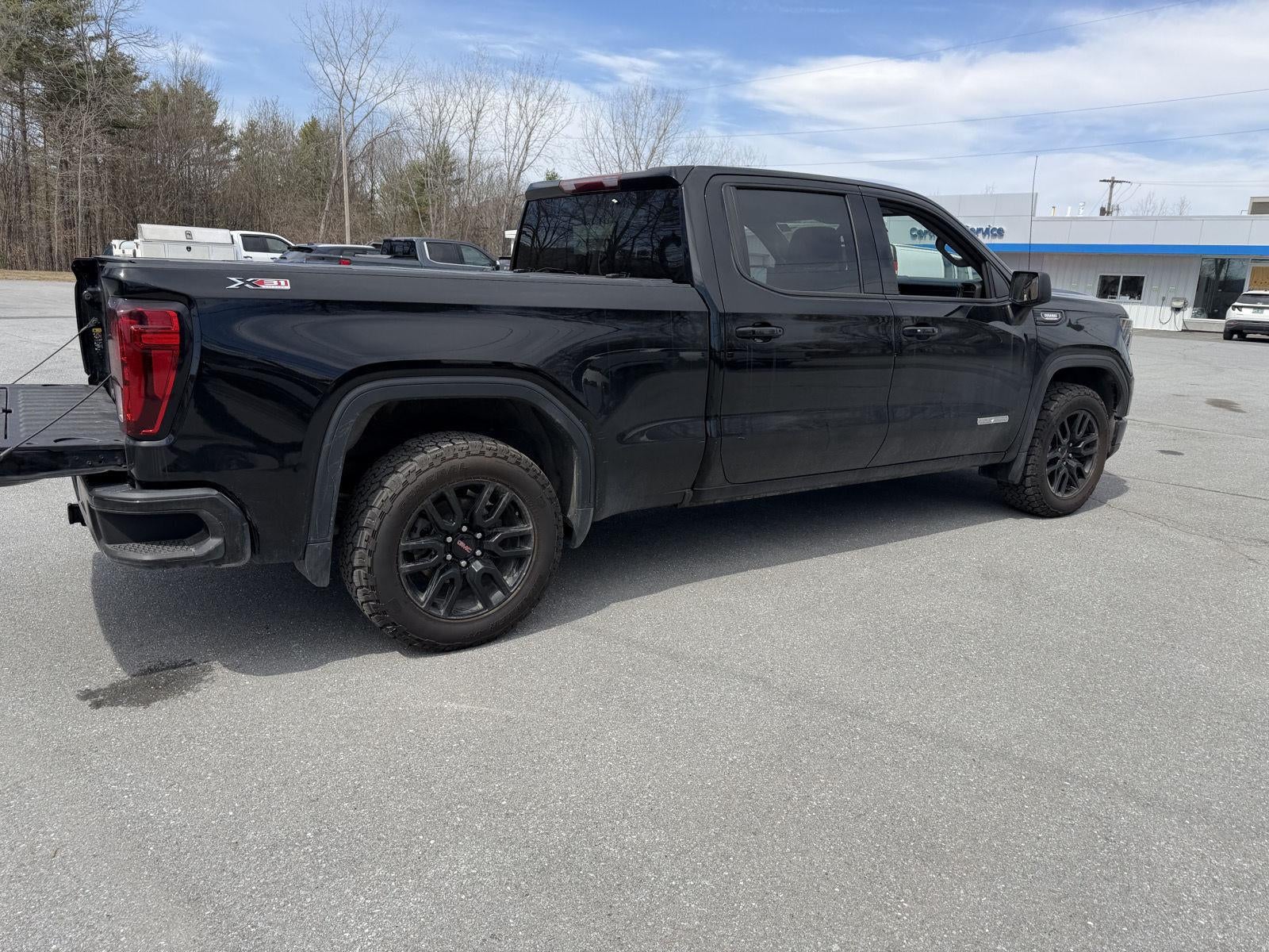 2024 GMC Sierra 1500 Elevation