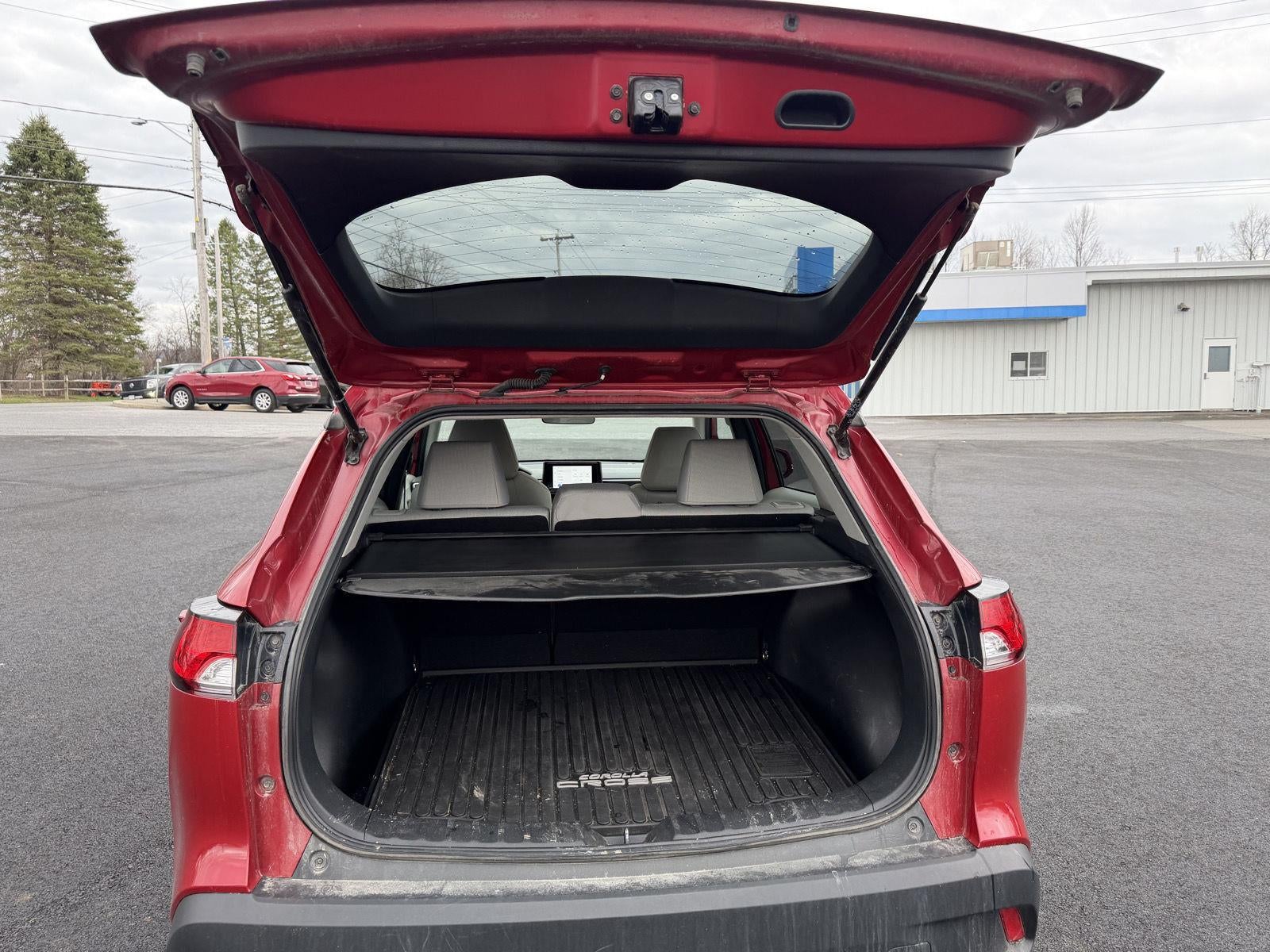 2023 Toyota Corolla Cross LE