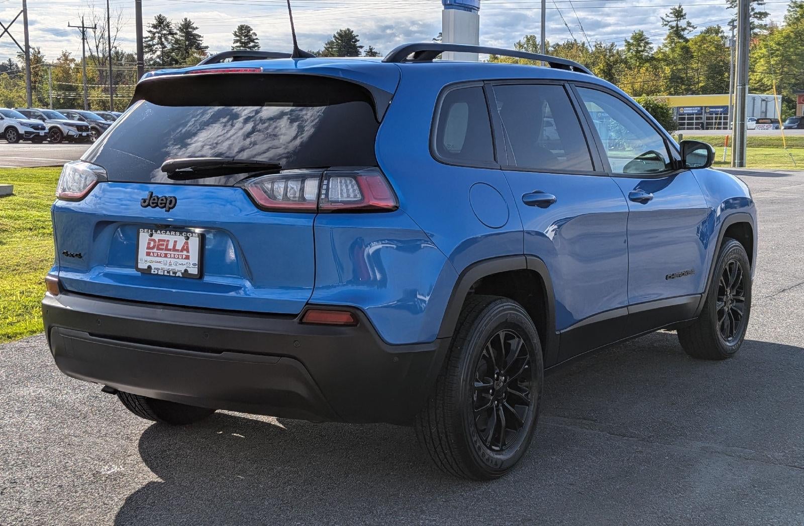 2023 Jeep Cherokee Altitude Lux 4x4