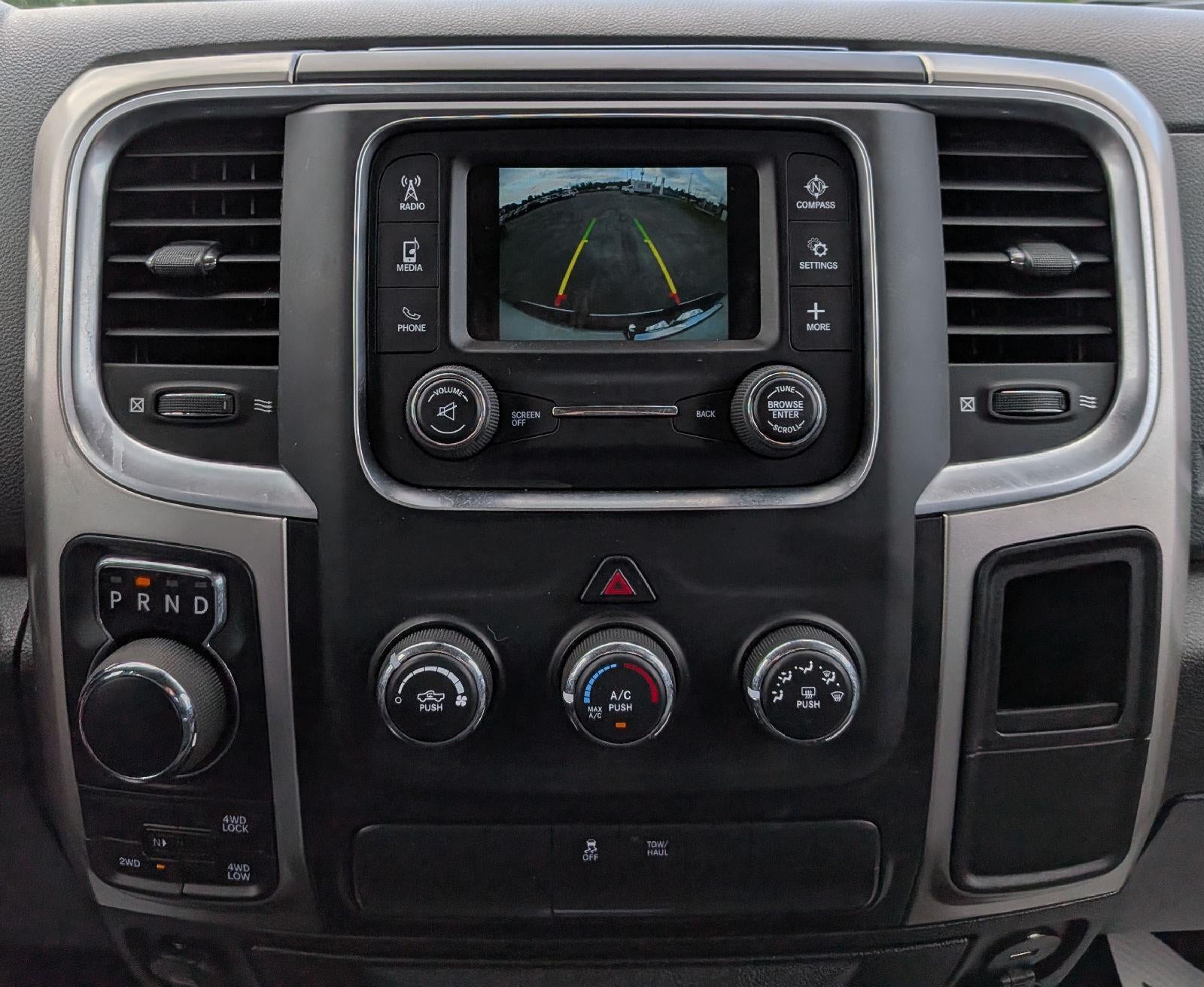 2020 RAM 1500 Classic SLT Crew Cab 4x4 6'4" Box