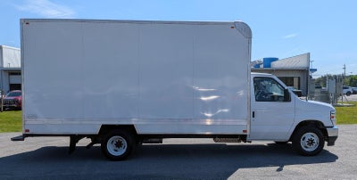 2025 Ford E-Series Cutaway E-350