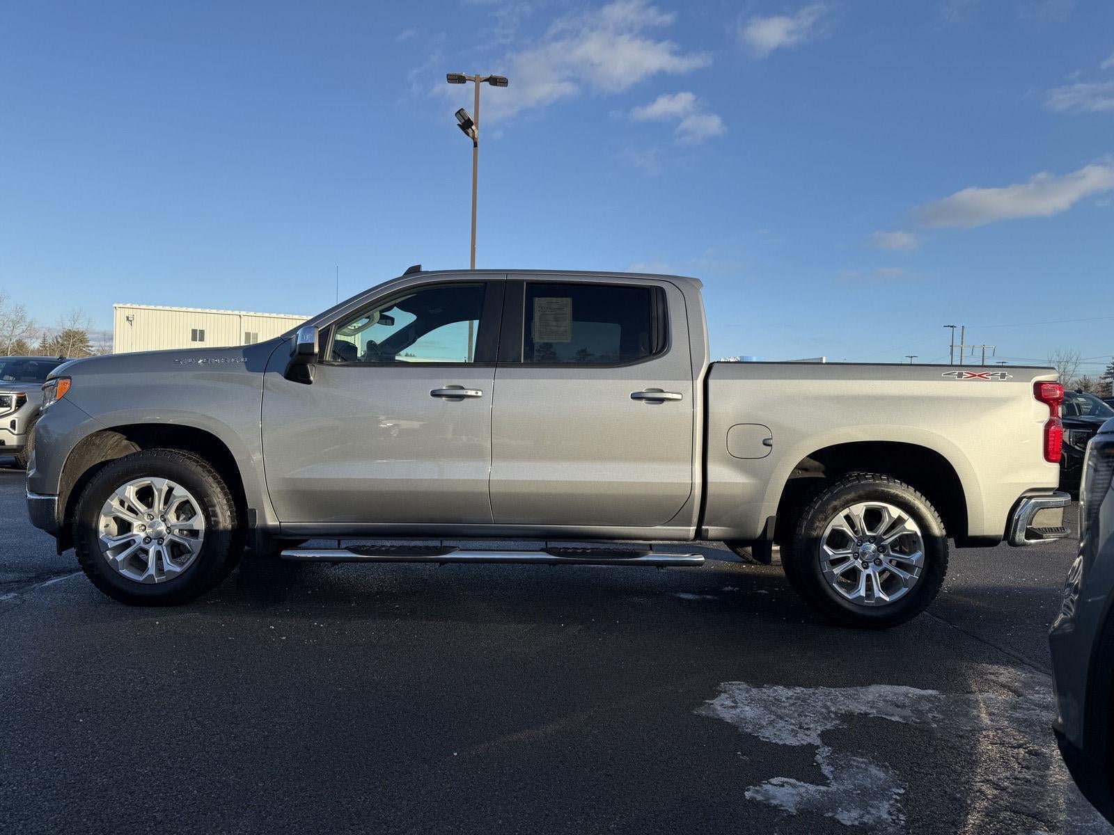 2024 Chevrolet Silverado 1500 LT (2FL)
