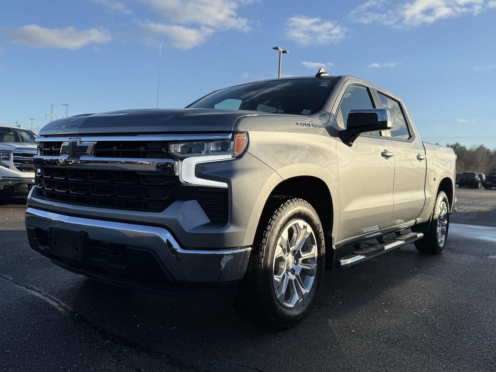 2024 Chevrolet Silverado 1500 LT (2FL)