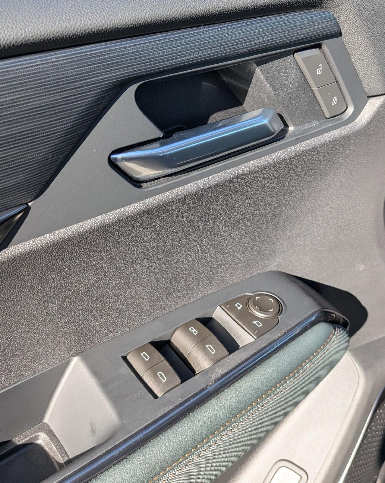 2027 GMC Acadia AT4