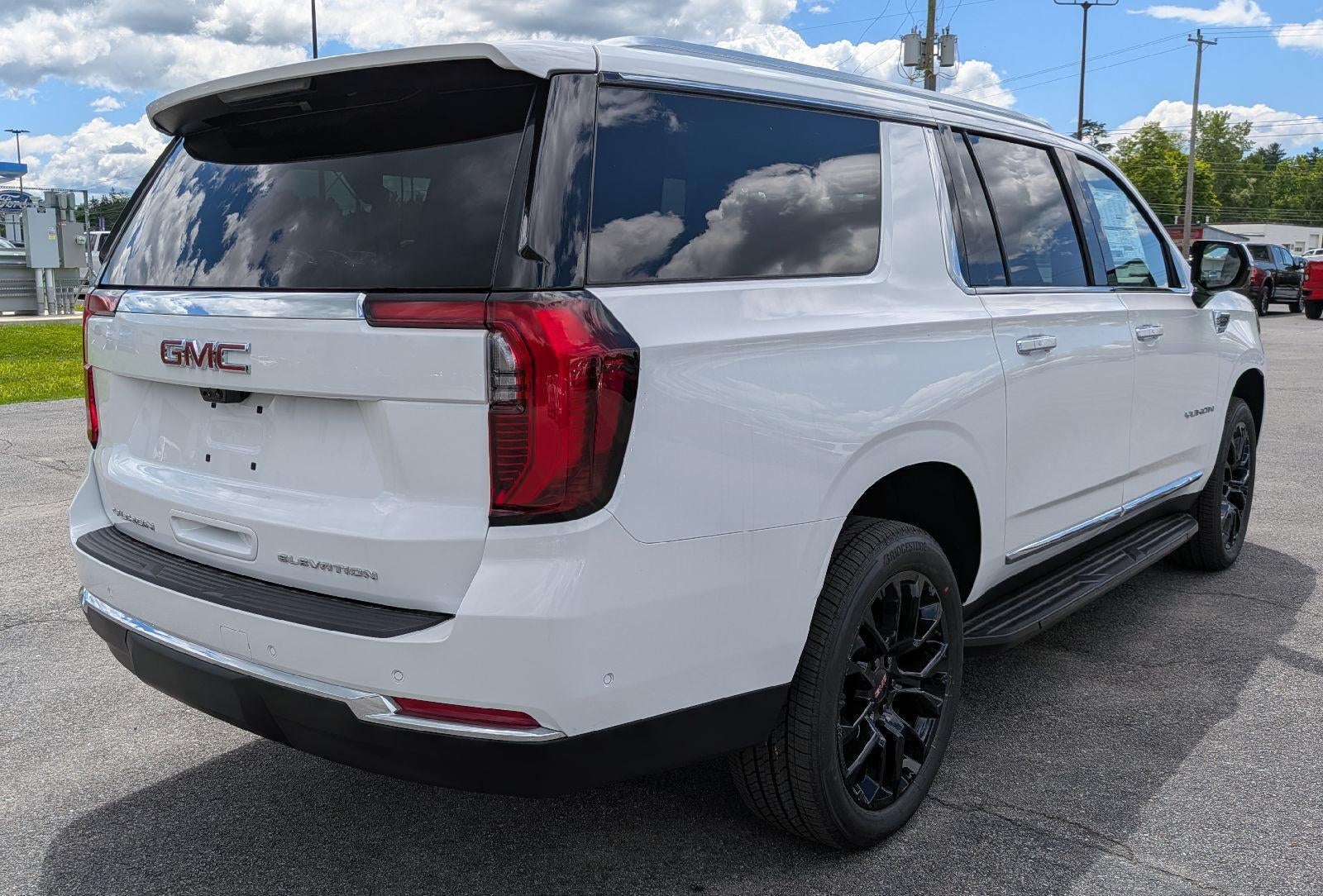 2026 GMC Yukon XL Elevation