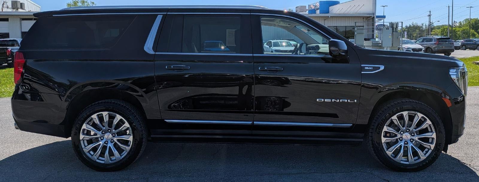 2023 GMC Yukon XL Denali