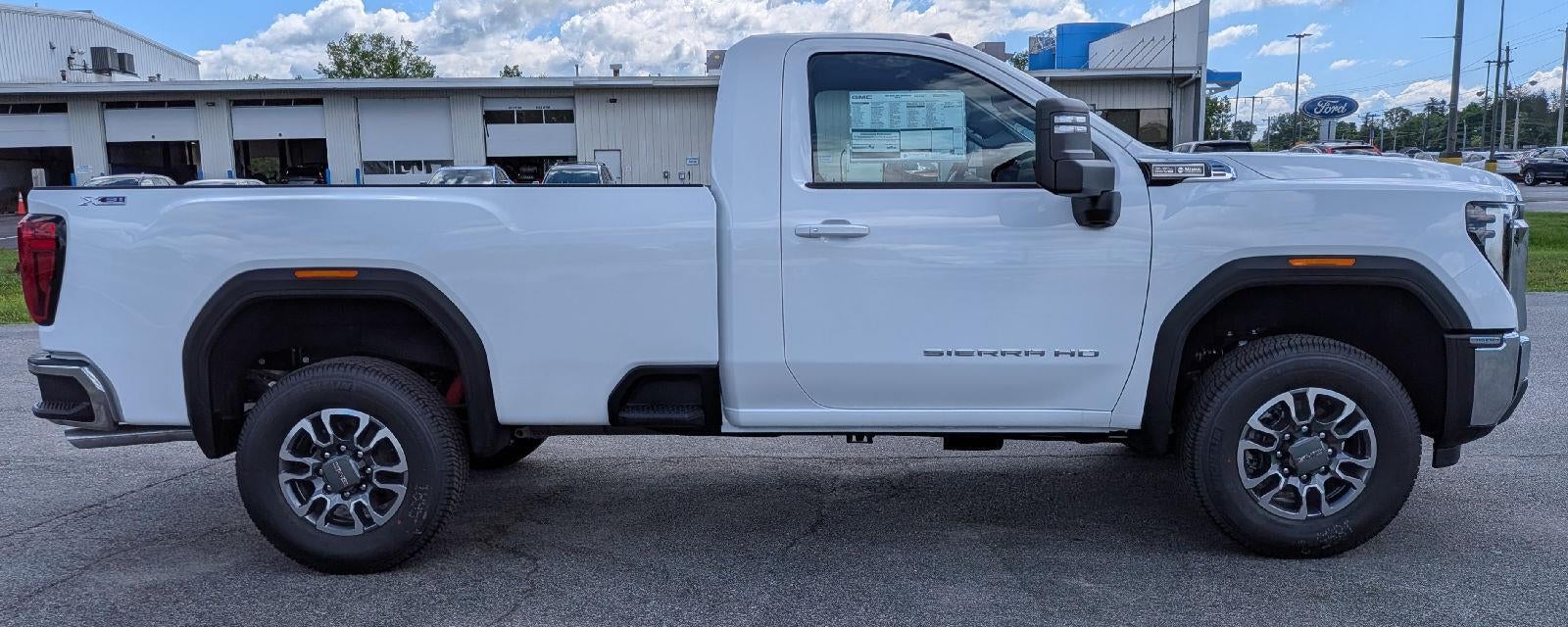 2026 GMC Sierra 3500 HD SLE