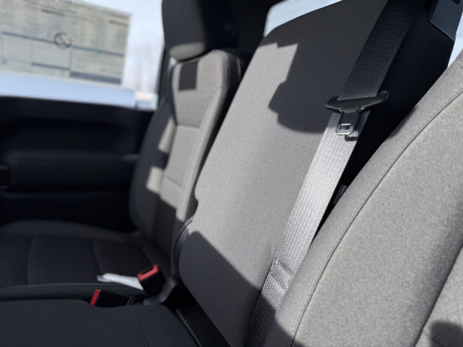 2025 GMC Sierra 3500 HD SLE