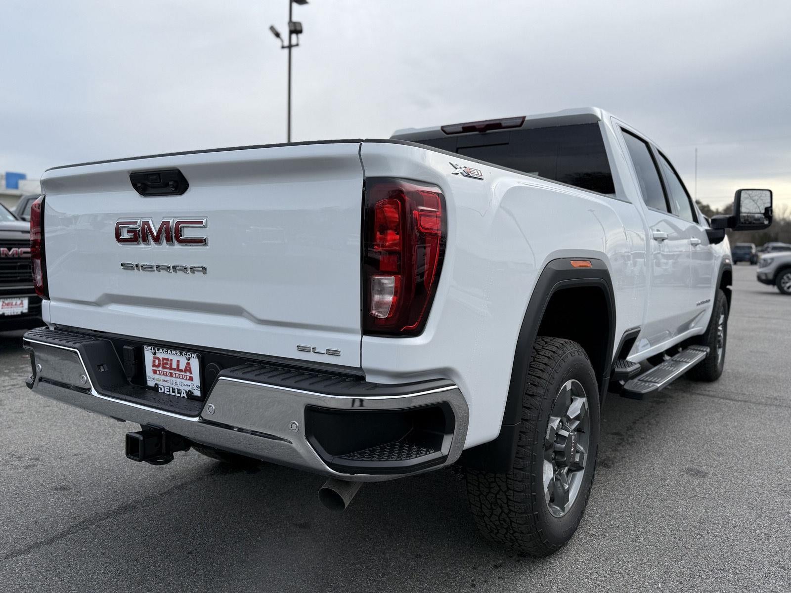 2026 GMC Sierra 2500 HD SLE