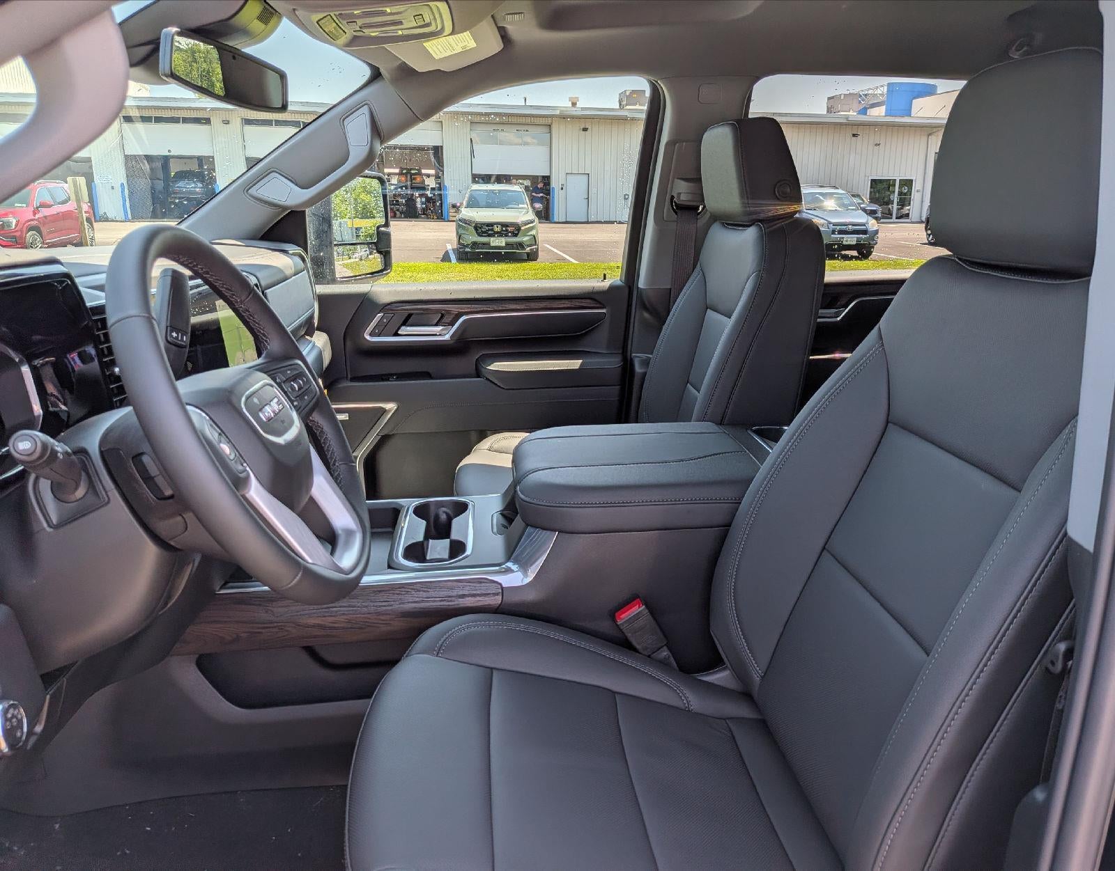 2026 GMC Sierra 2500 HD SLT