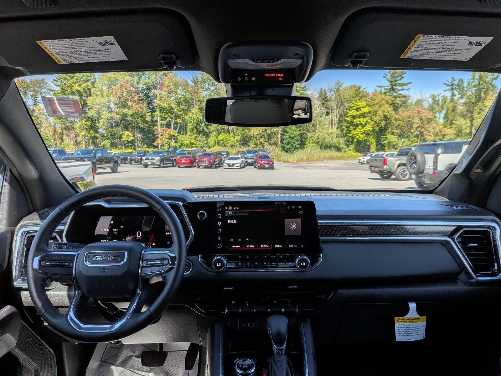 2025 GMC Canyon Elevation