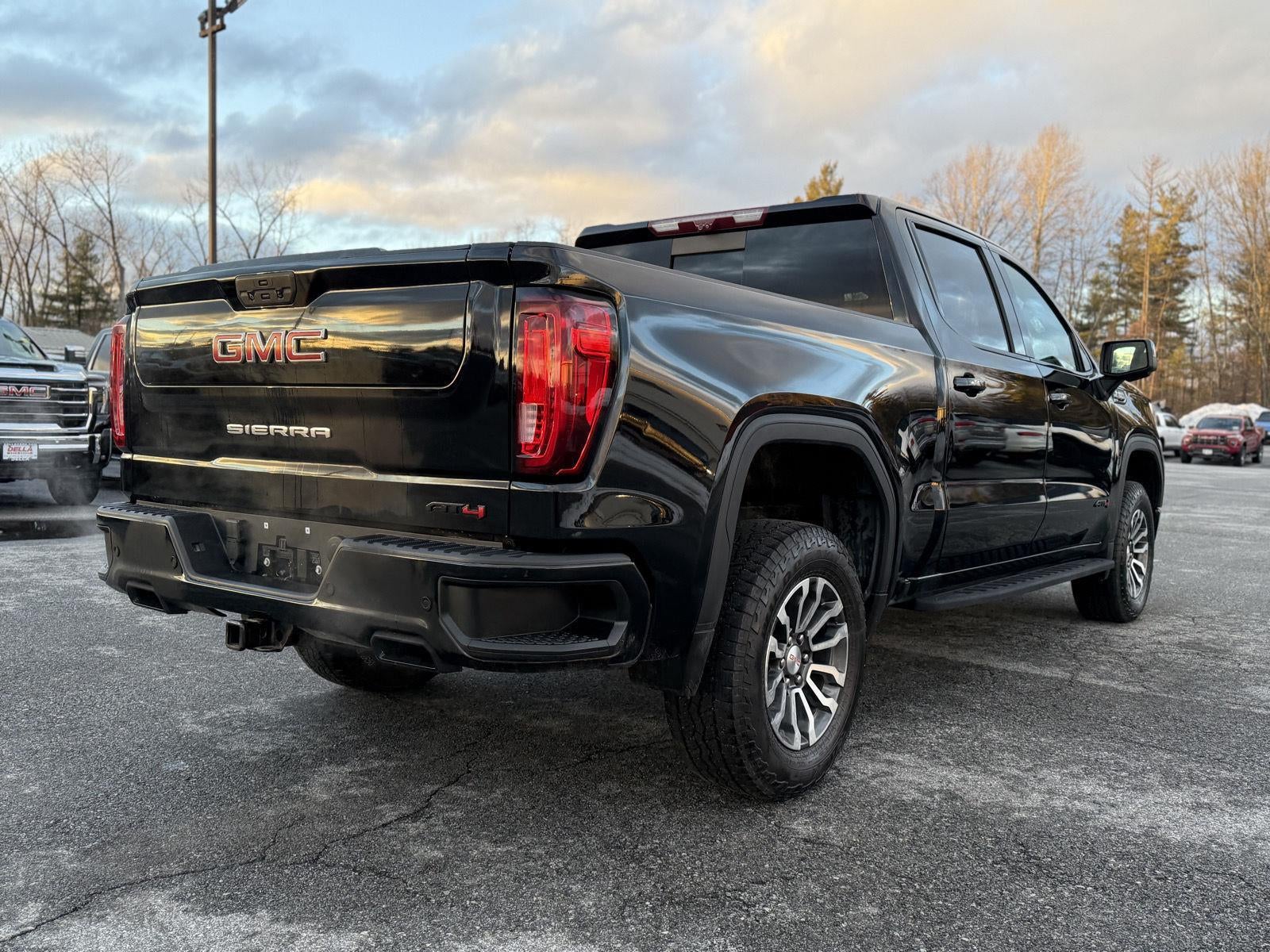 2022 GMC Sierra 1500 Limited AT4