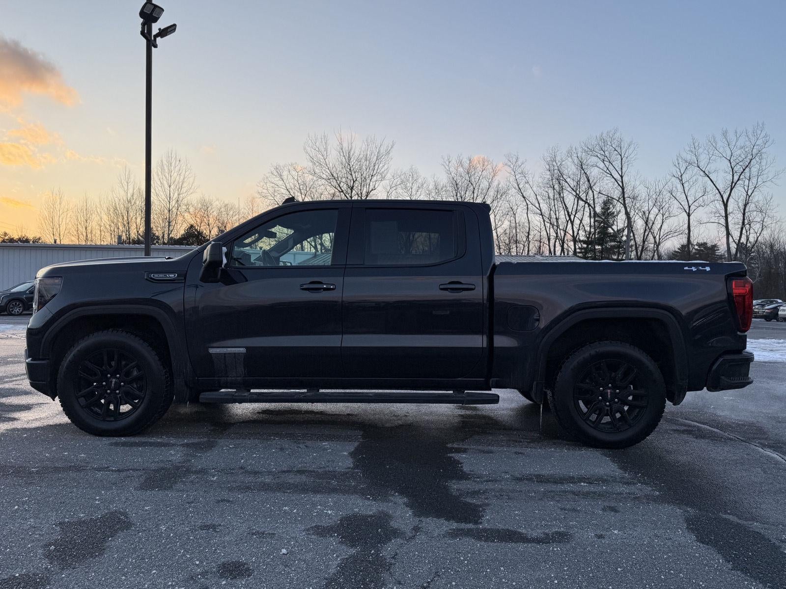 2022 GMC Sierra 1500 Elevation