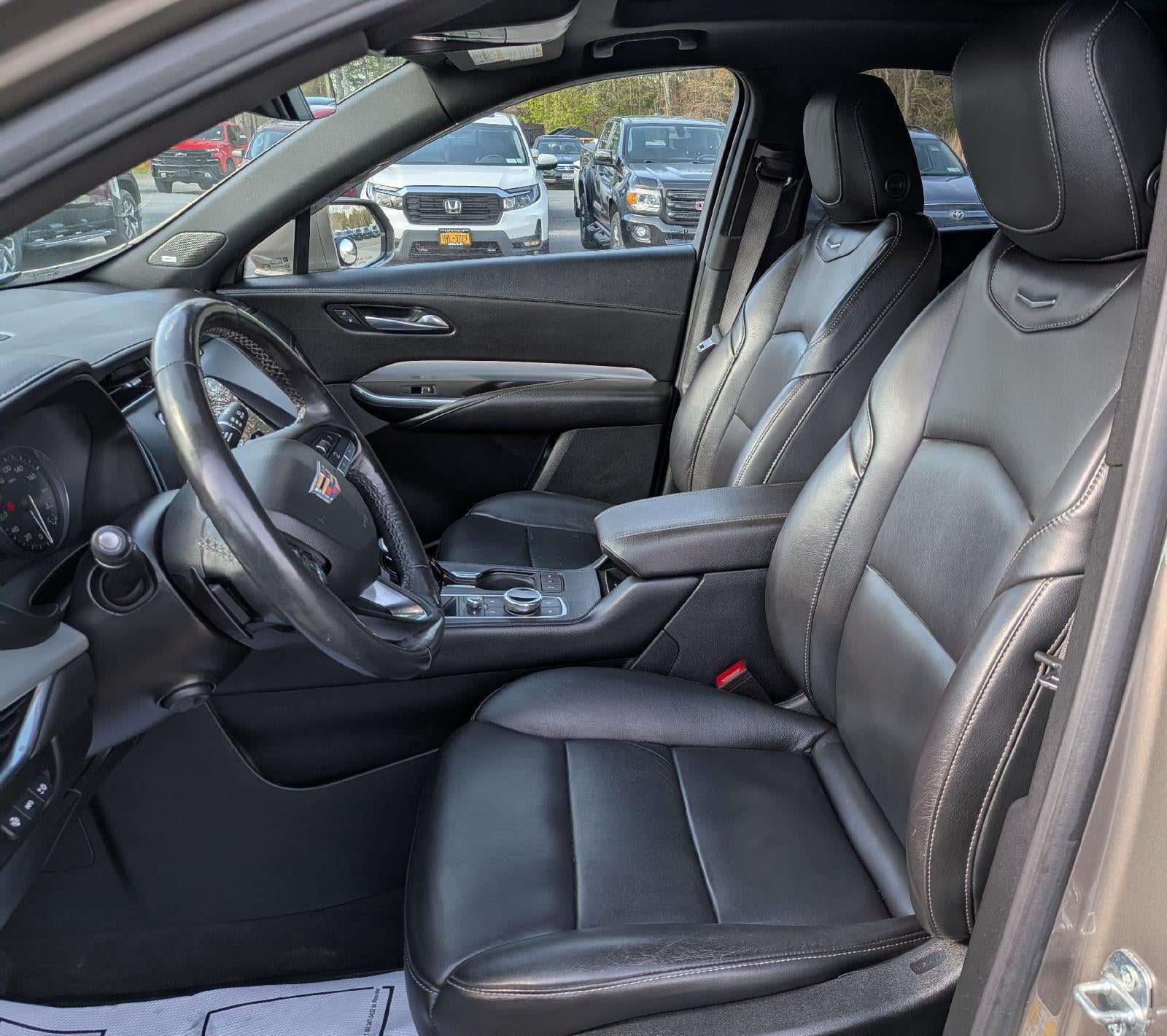 2020 Cadillac XT4 AWD Premium Luxury