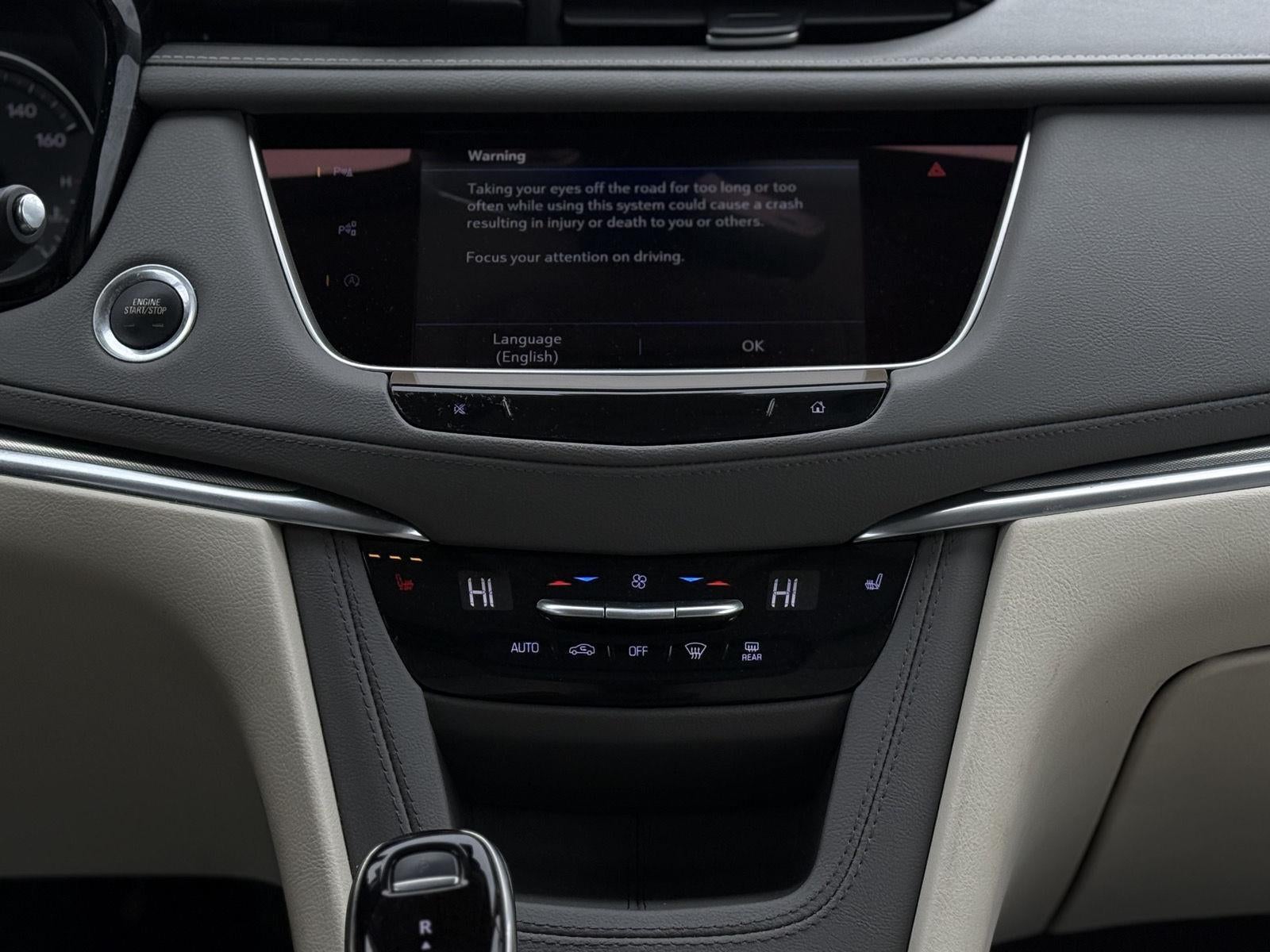 2022 Cadillac XT5 Premium Luxury