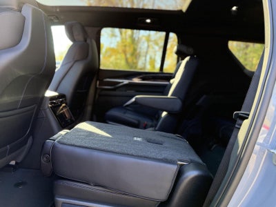 2026 Cadillac ESCALADE IQL Luxury