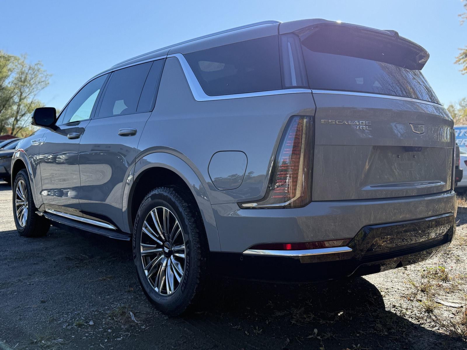 2026 Cadillac ESCALADE IQL Luxury