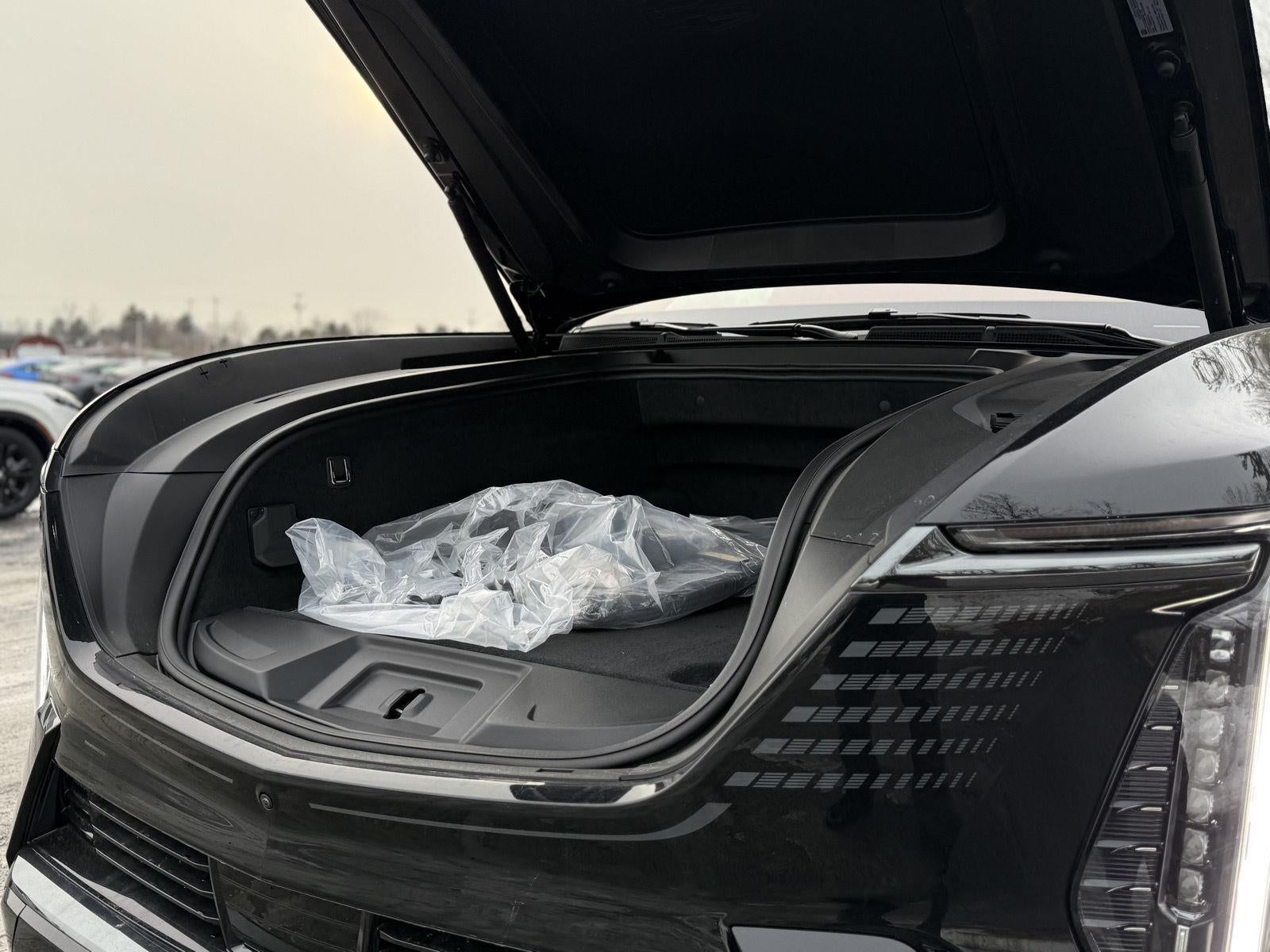 2026 Cadillac ESCALADE IQL Sport