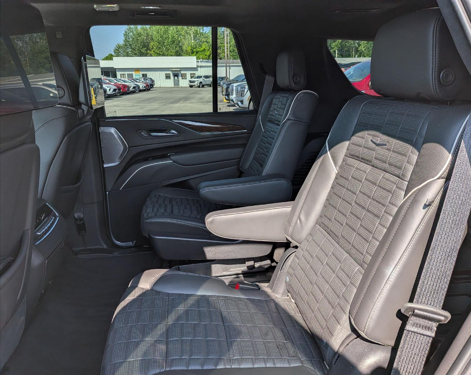2021 Cadillac Escalade Sport Platinum