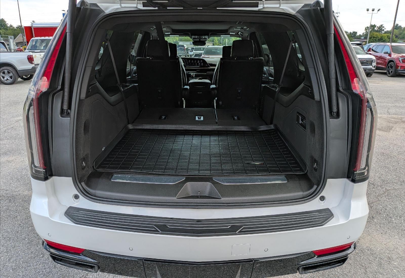 2022 Cadillac Escalade ESV Sport Platinum