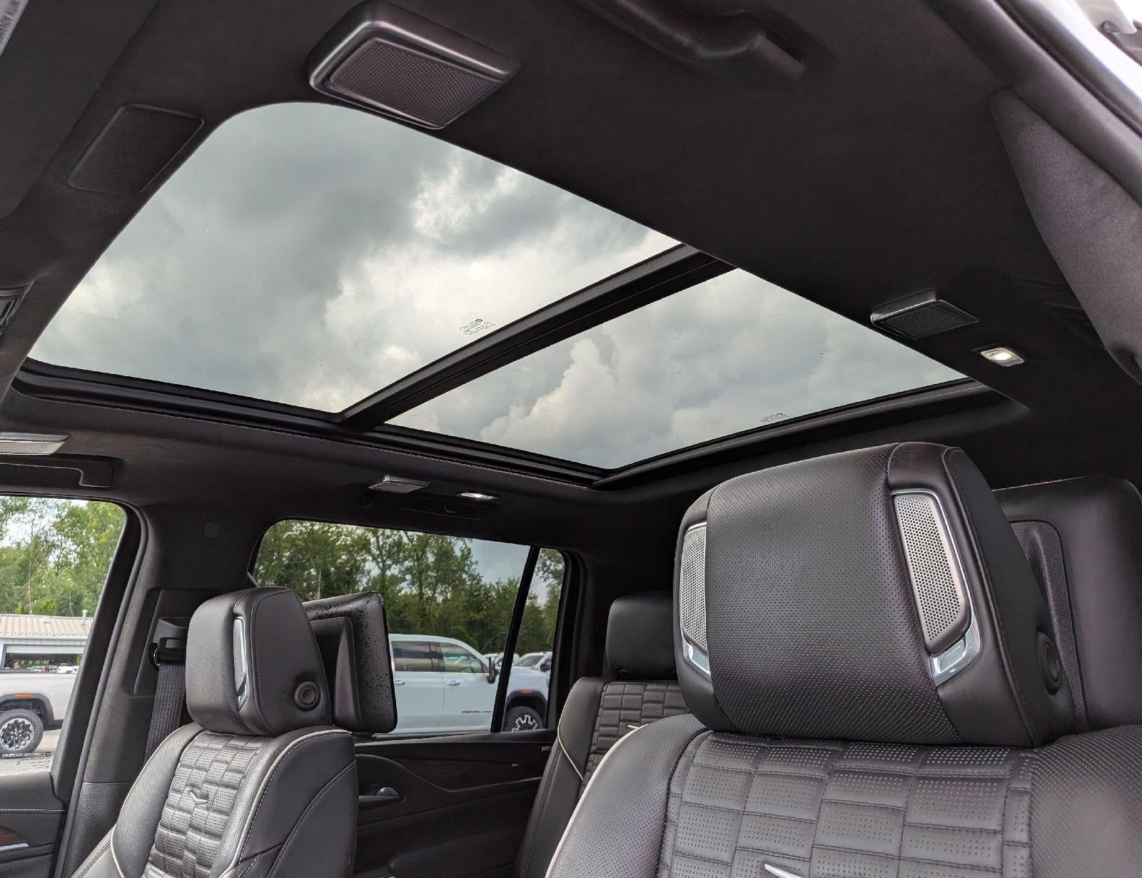 2022 Cadillac Escalade ESV Sport Platinum