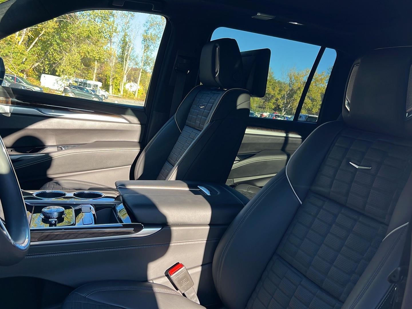 2025 Cadillac Escalade ESV Sport Platinum