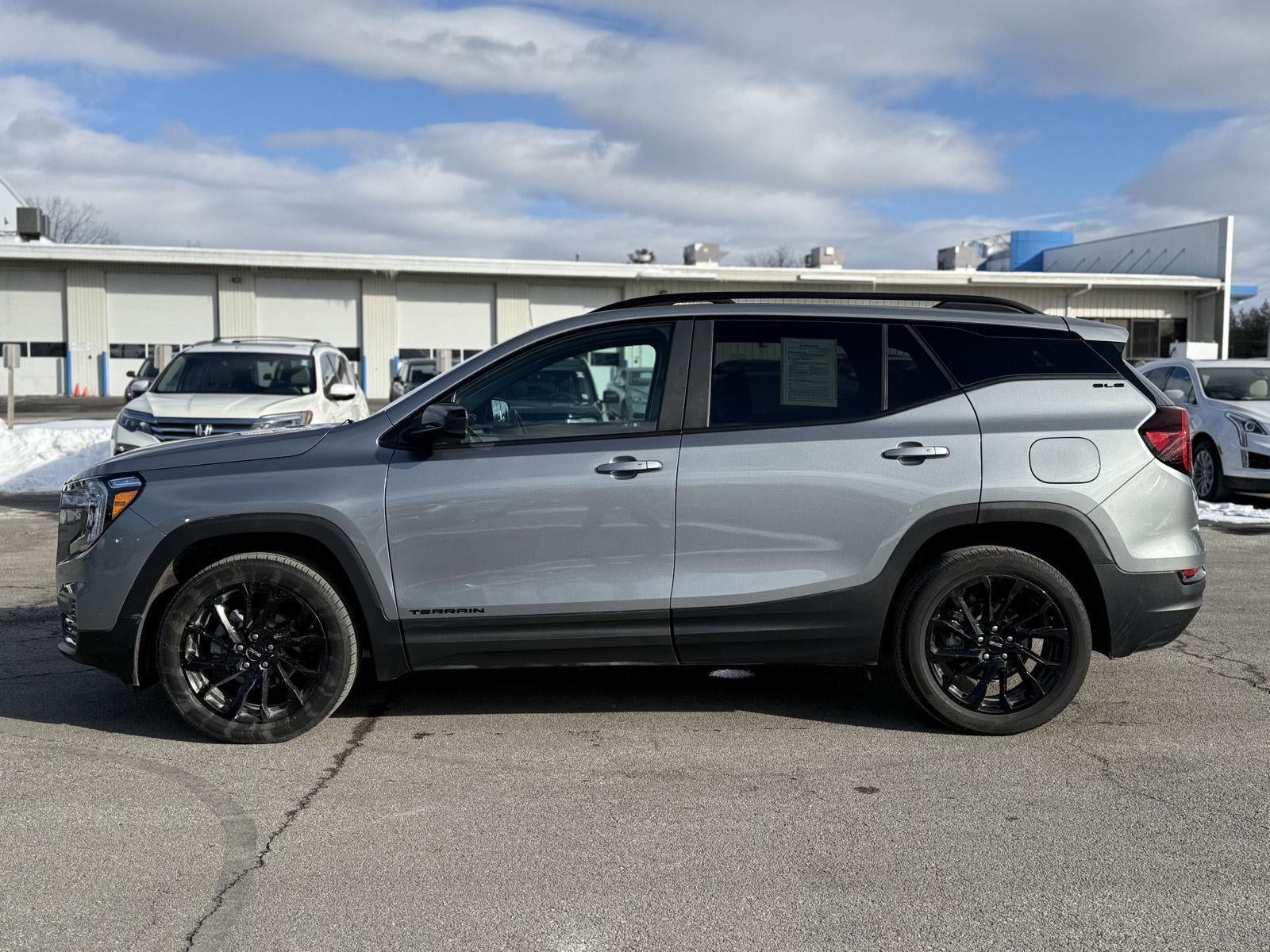 2023 GMC Terrain SLE