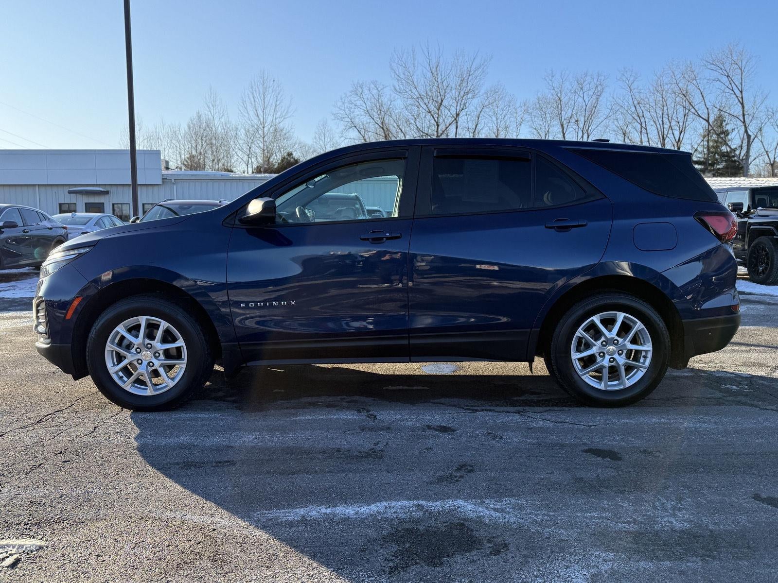 2023 Chevrolet Equinox LS