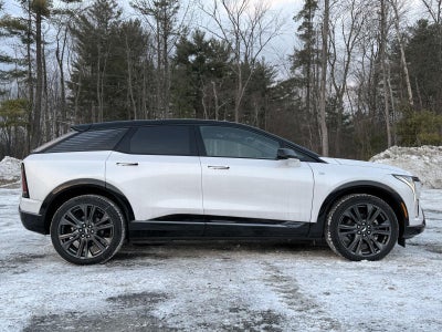 2025 Cadillac OPTIQ Sport 2