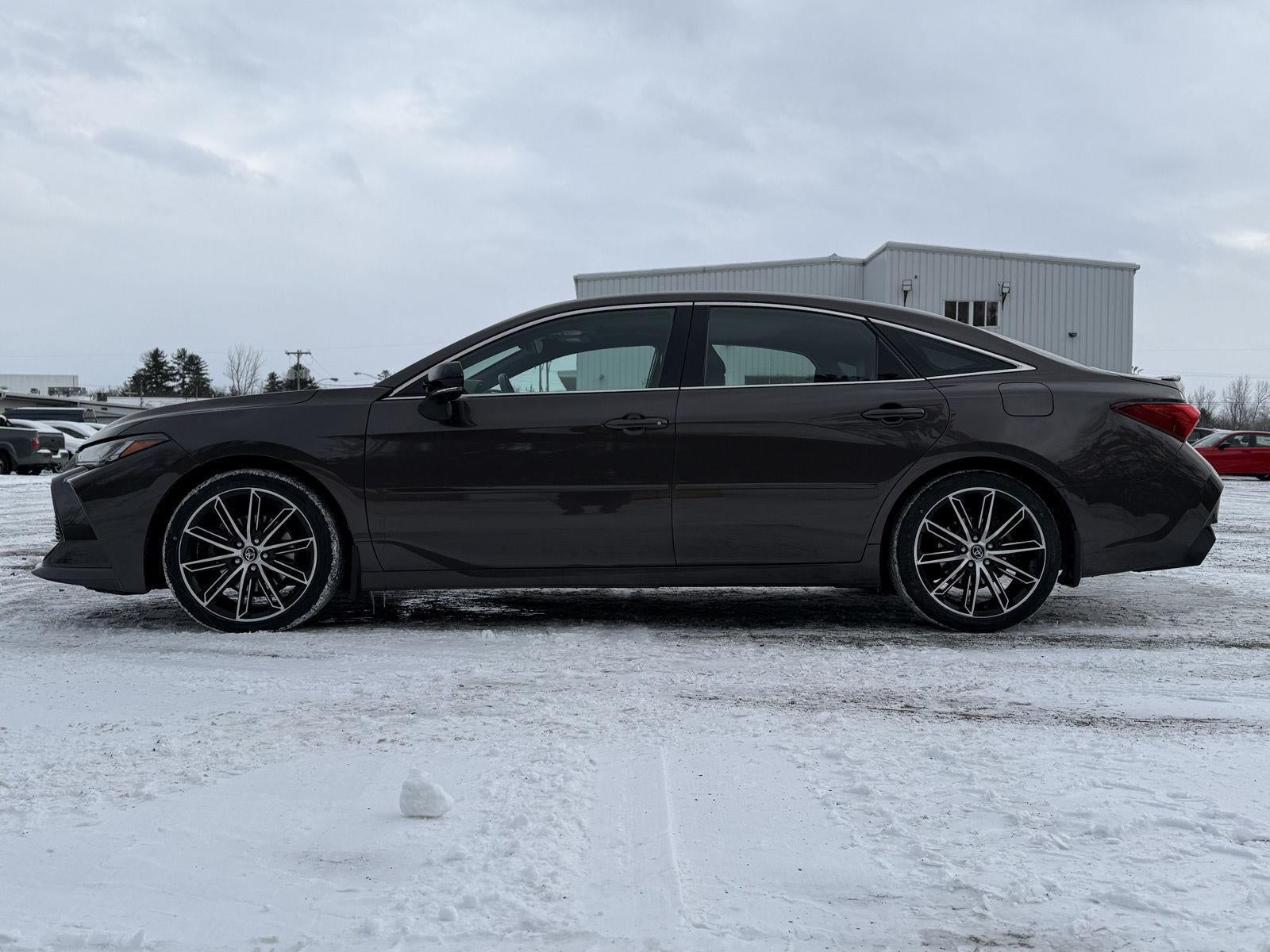 2019 Toyota Avalon XLE