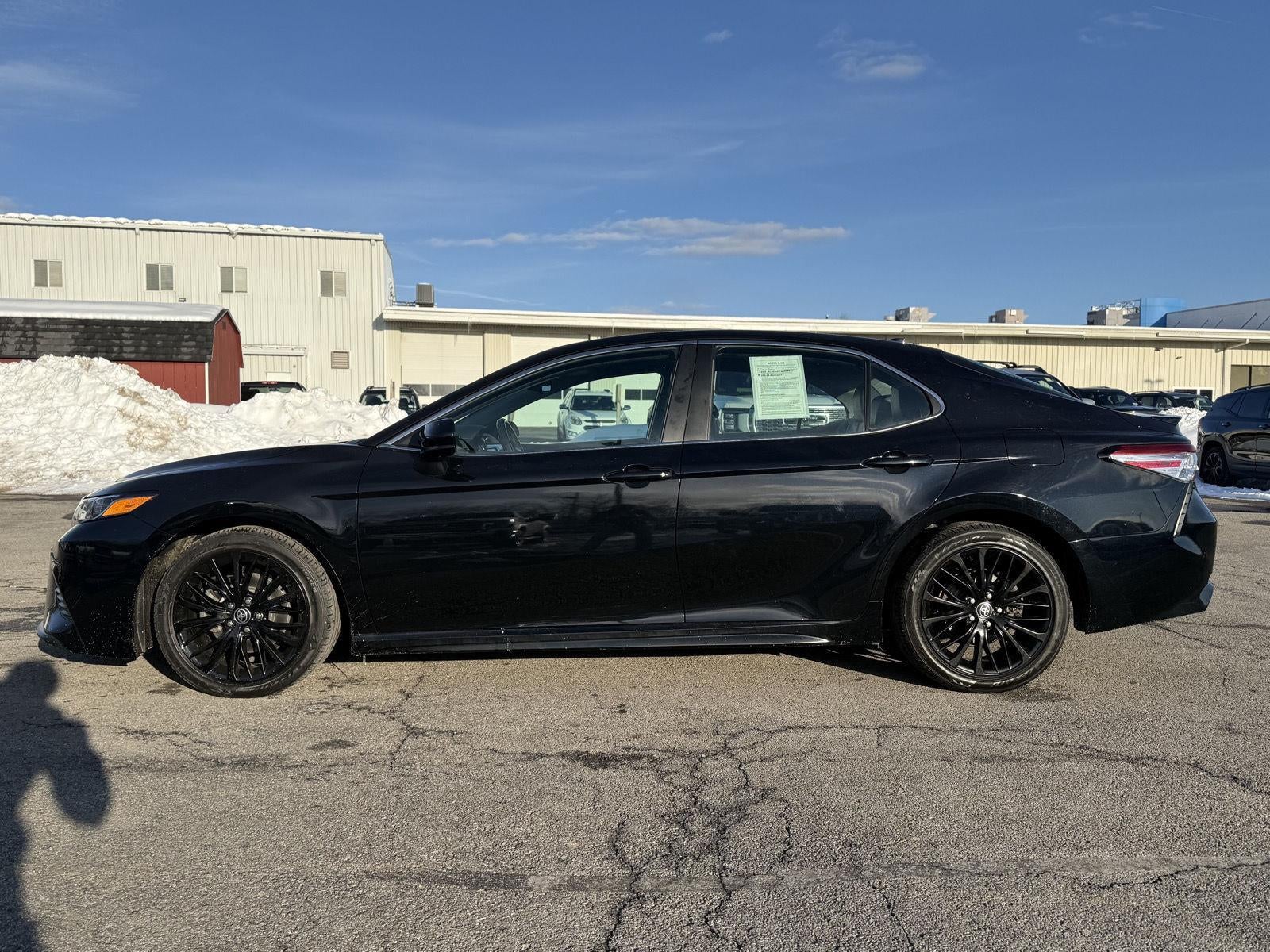2020 Toyota Camry SE