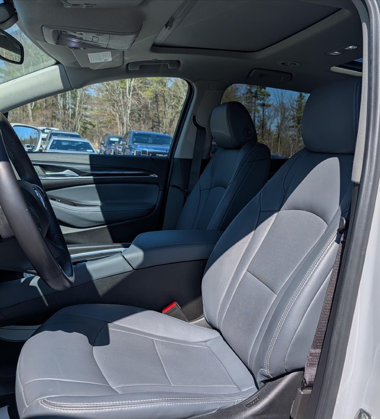 2020 Buick Enclave Essence