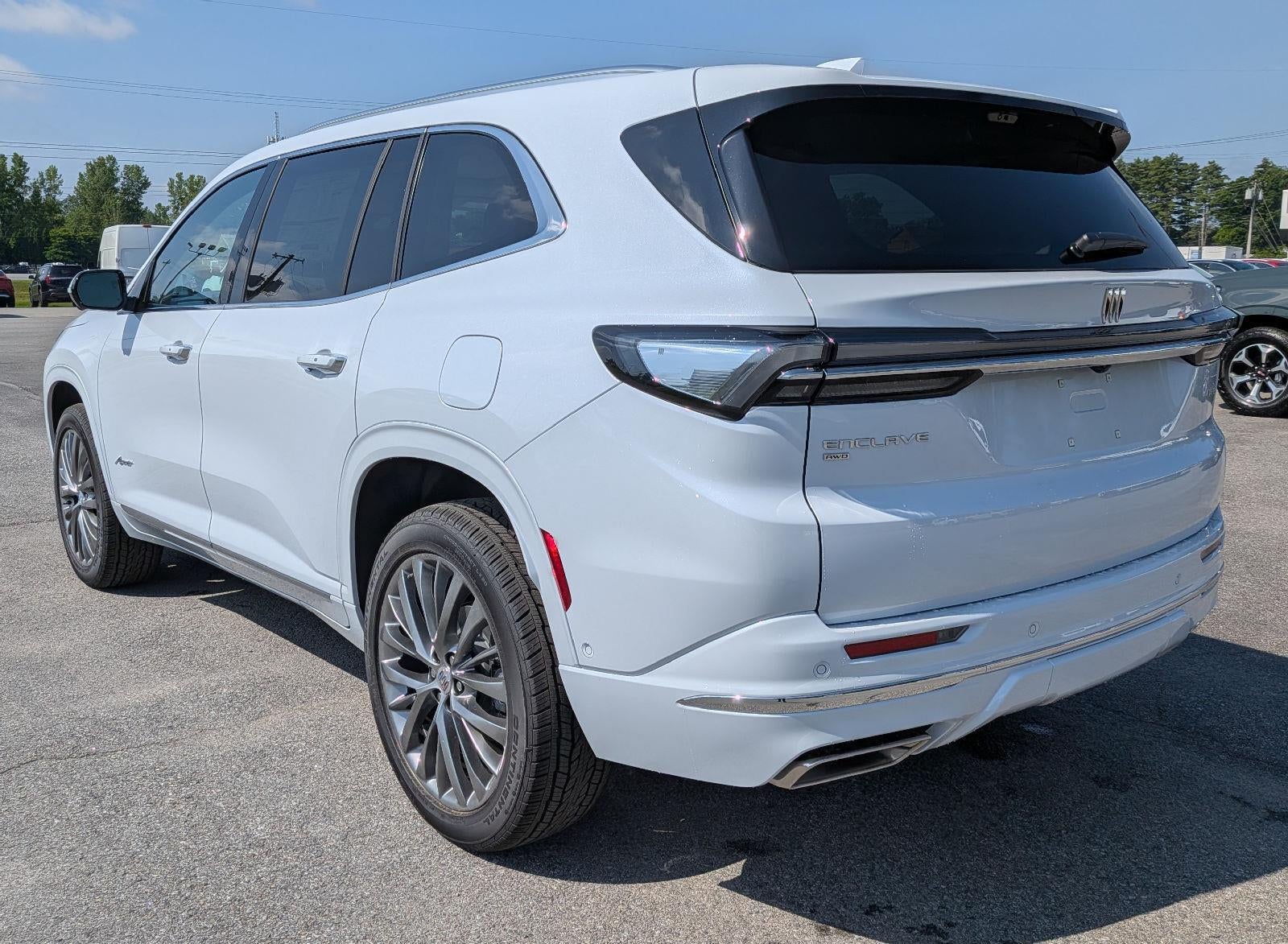 2026 Buick Enclave Avenir