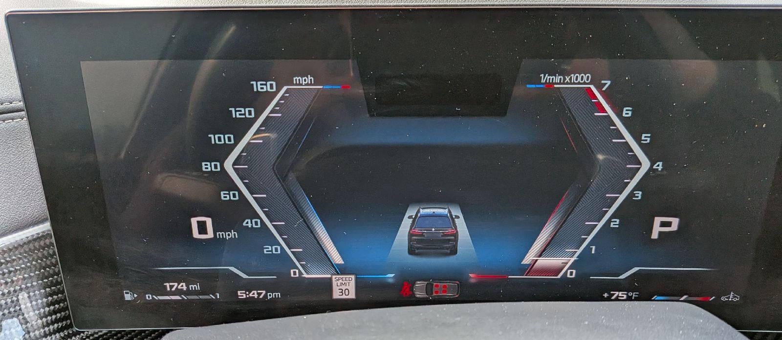 2025 BMW X7 M60i