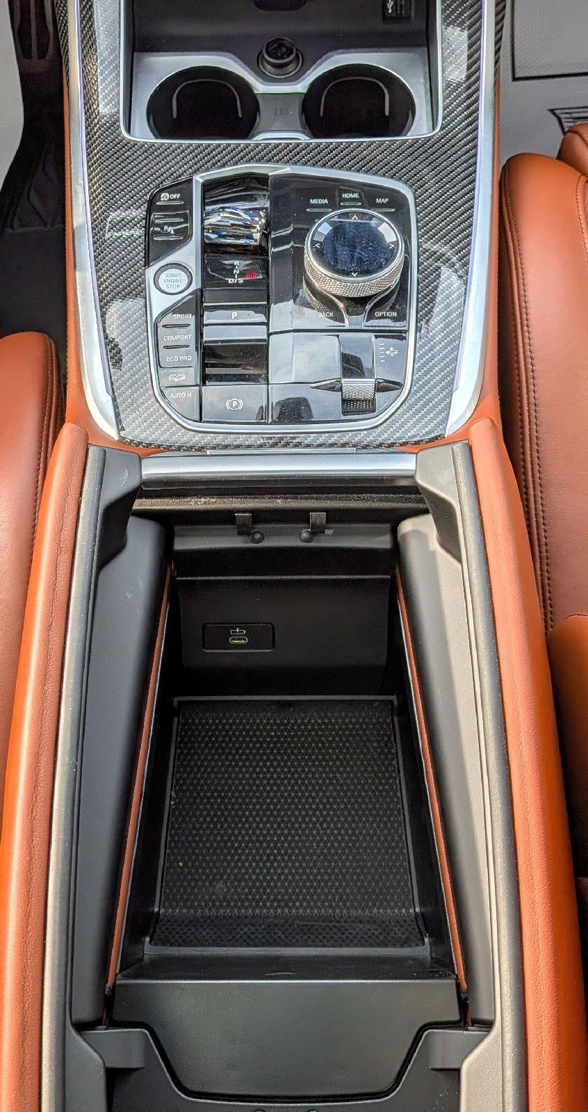 2025 BMW X7 M60i