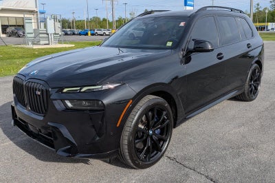2025 BMW X7 M60i