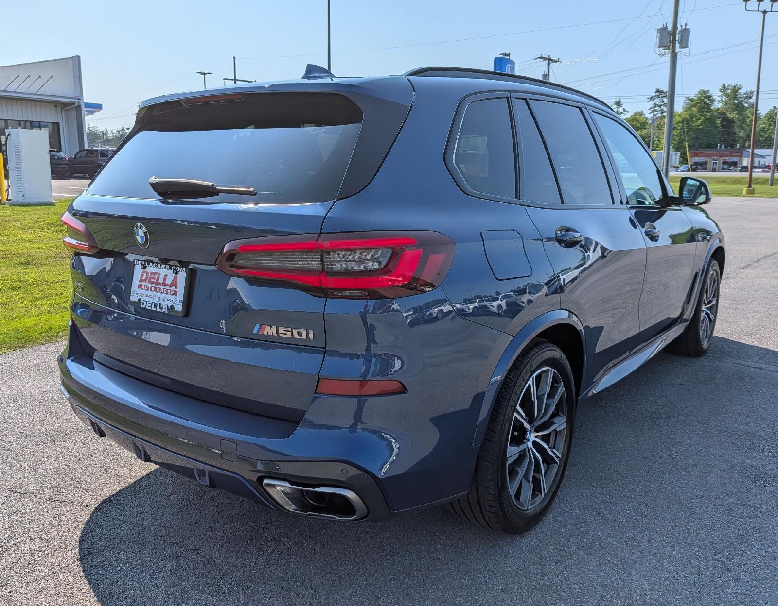 2020 BMW X5 M50i