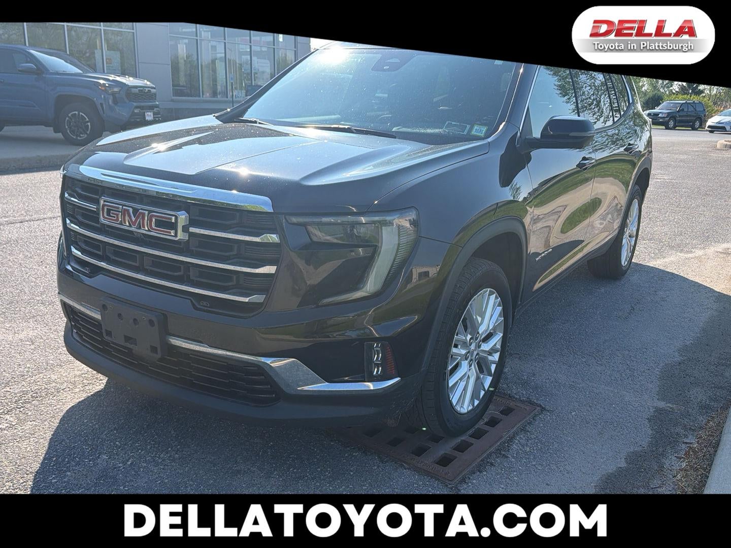 2025 GMC Acadia Elevation AWD's photo