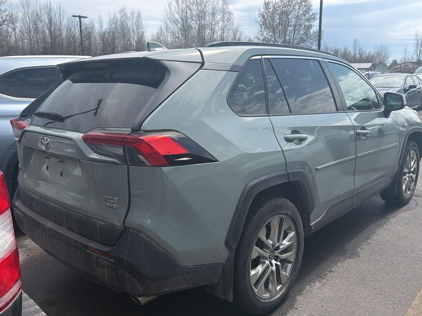 2021 Toyota RAV4 XLE Premium