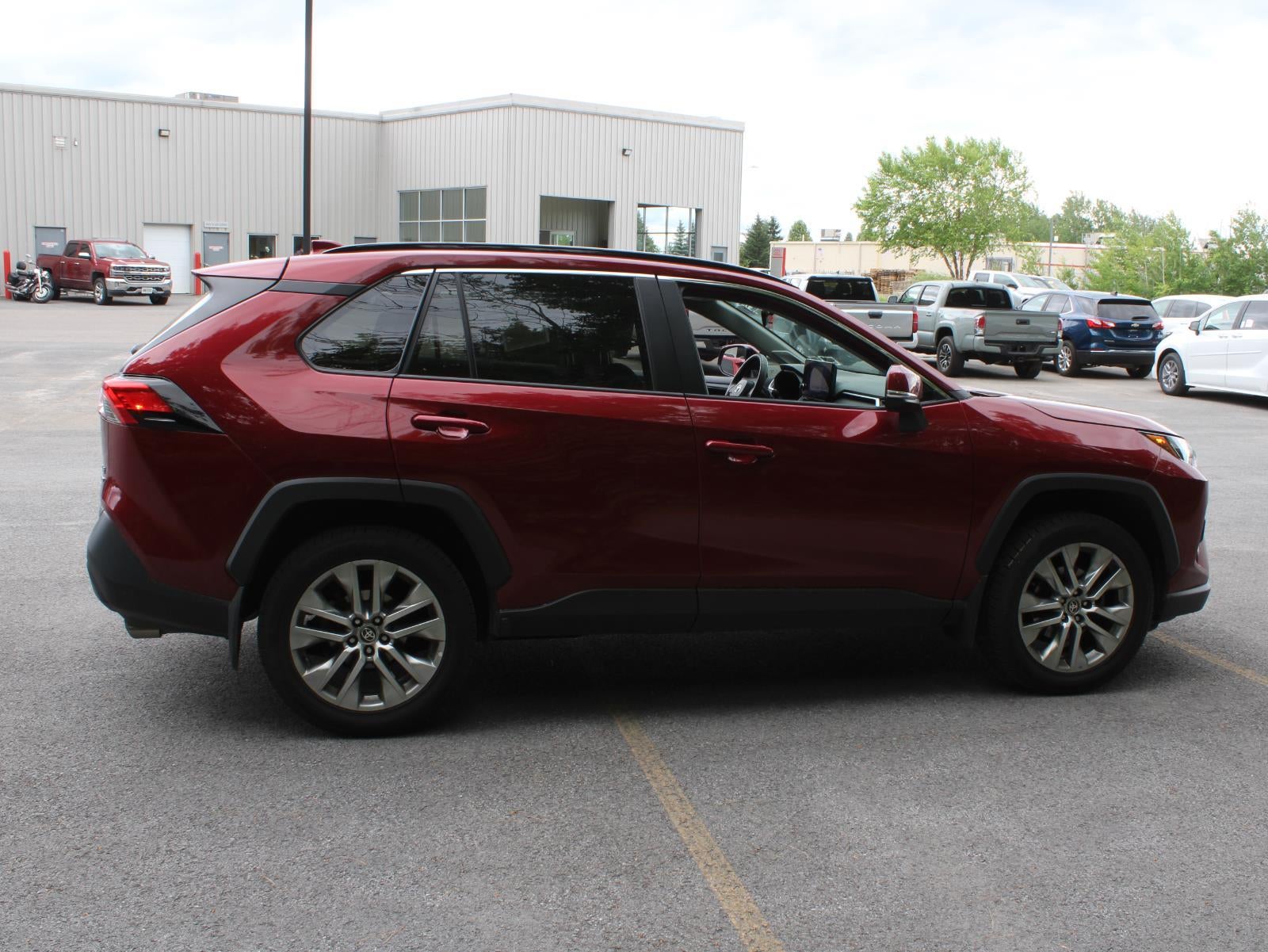 2023 Toyota RAV4 XLE Premium