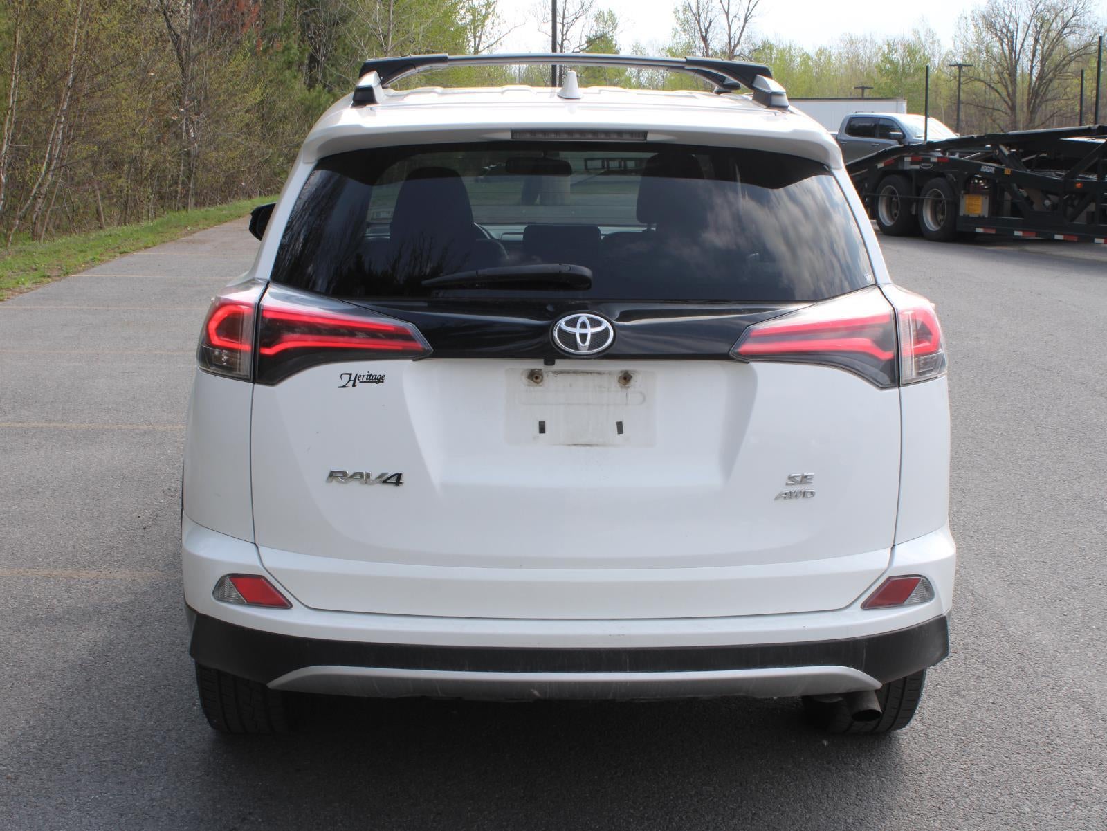 2016 Toyota RAV4 SE