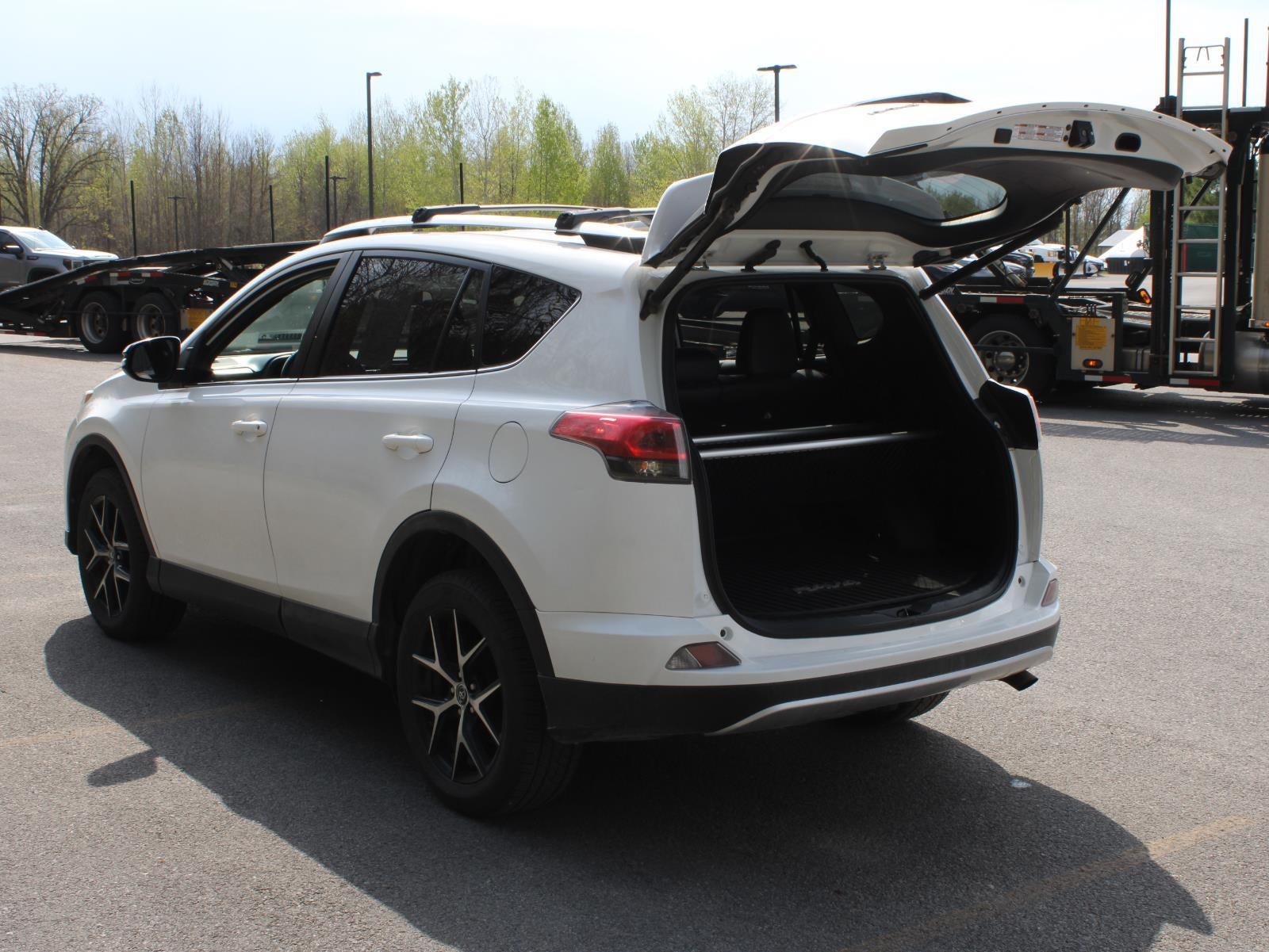 2016 Toyota RAV4 SE