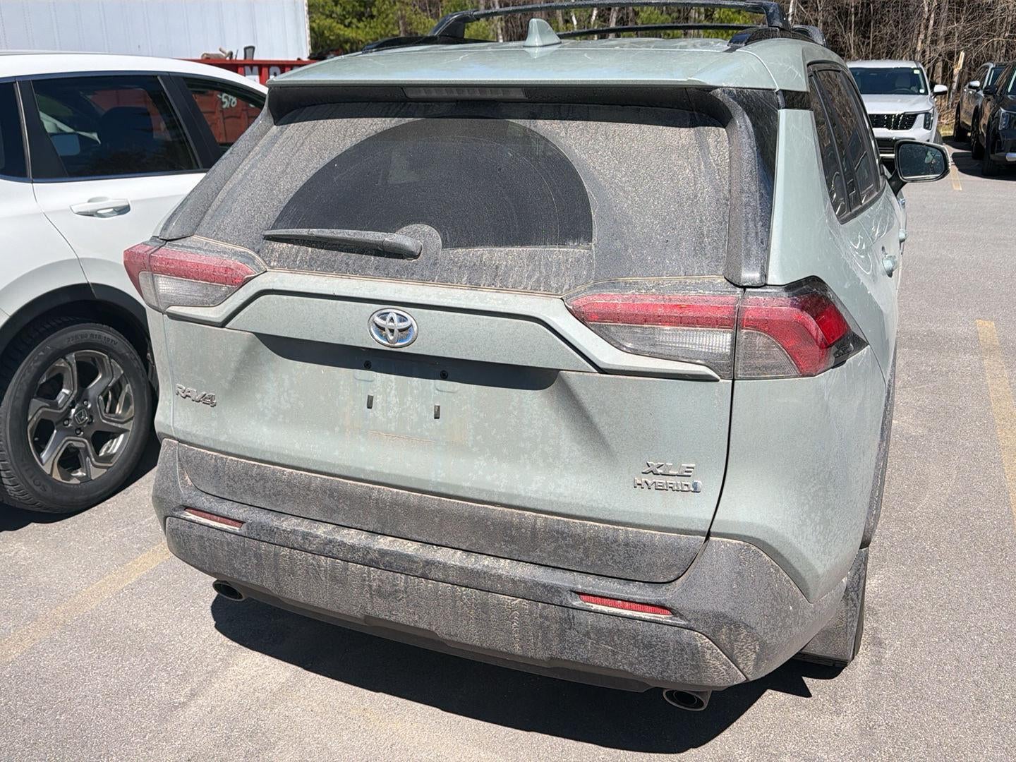 2020 Toyota RAV4 Hybrid XLE