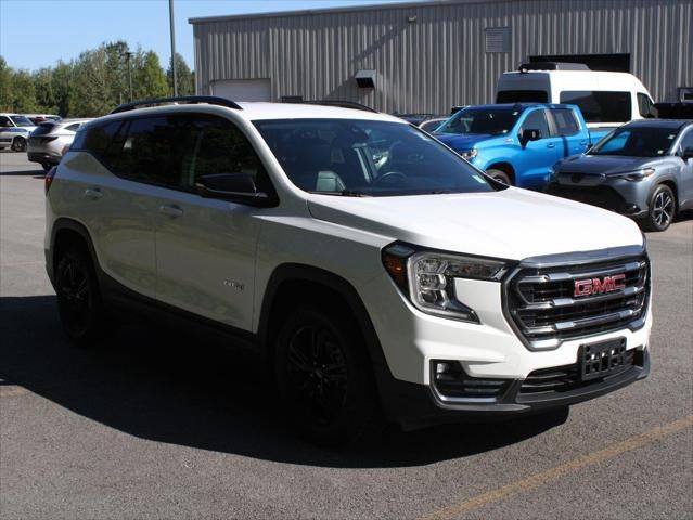 2023 GMC Terrain AT4